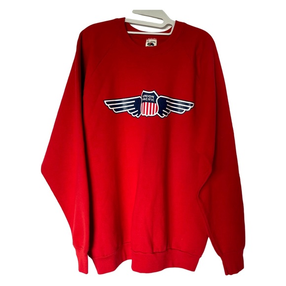 Fruit‎ Of The Loom Vintage Union Pacific crewneck in Red Size XXL